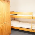 בית נופש Kuenstlergarten Haus 2 *
